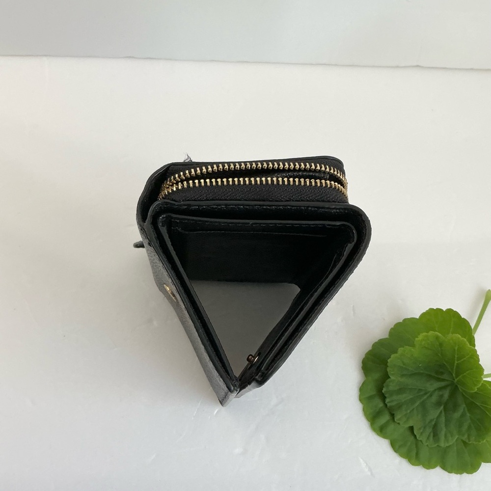Coach Small Wallet - Picture 4 of 7
